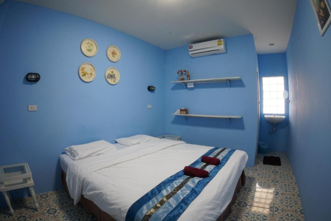 Chongrak Guesthouse 清邁 外观 照片